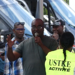 Manif-USTKE-18.09.25-W